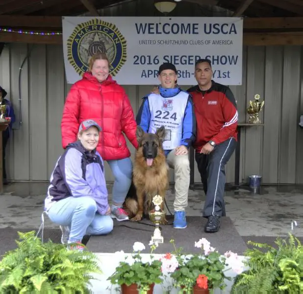 vp1 Rocke von der Piste Trophe